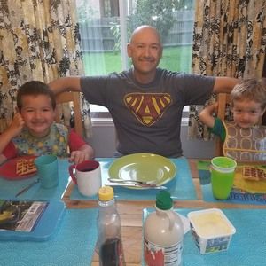 Meet your Posher, Travis